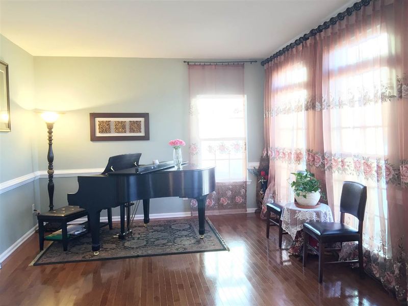 4009 Castlemaine Ct, Cary, NC 27519