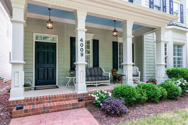 4009 Falls River Ave, Raleigh, NC 27614