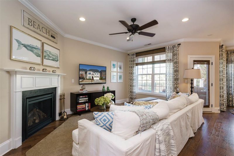 4009 Windflower Ln, Raleigh, NC 27612
