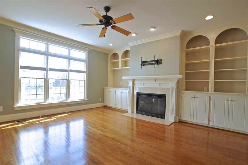 401 April Bloom Ln, Cary, NC 27519