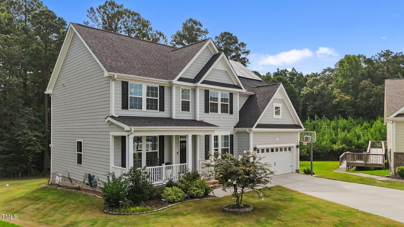 401 Barrington Hall Dr, Rolesville, NC 27571