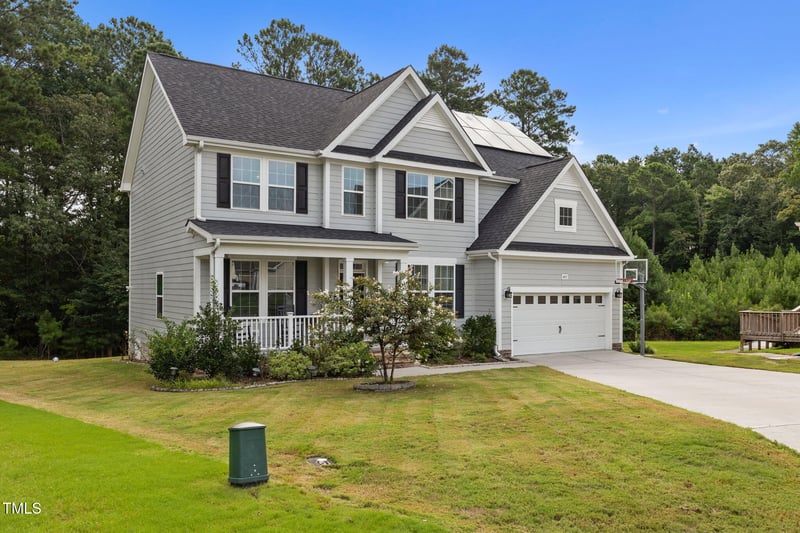 401 Barrington Hall Dr, Rolesville, NC 27571