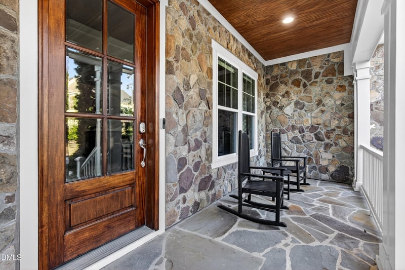 401 Bolton Grant Dr, Cary, NC 27519
