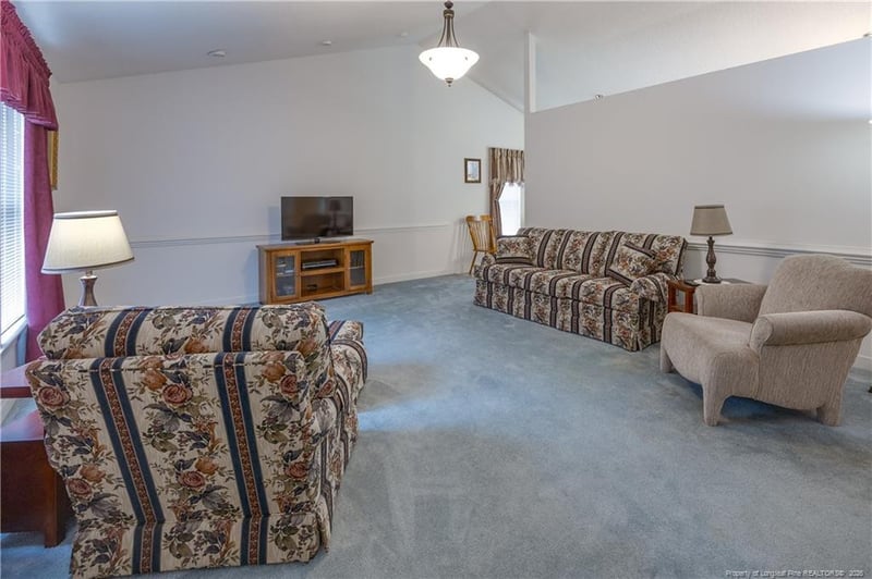 401 Brocklyn St, Benson, NC 27504