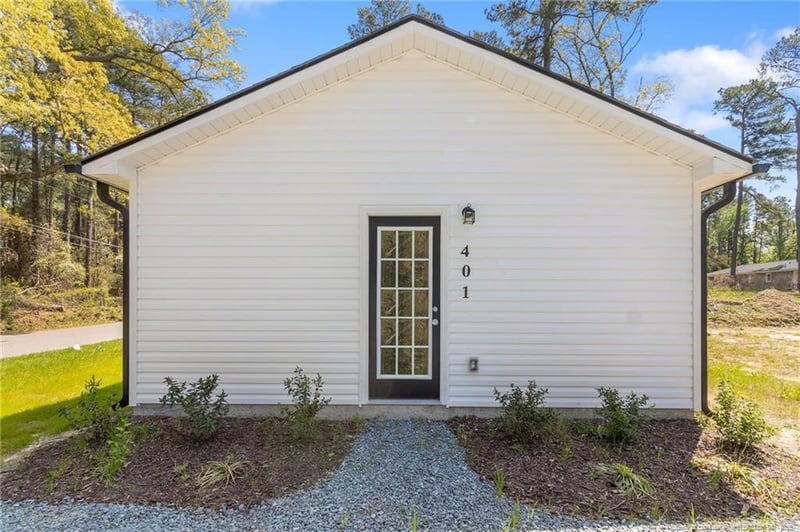 401 Cedric St, Fayetteville, NC 28303