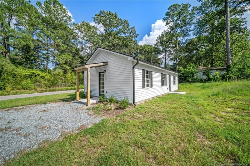 401 Cedric St, Fayetteville, NC 28303