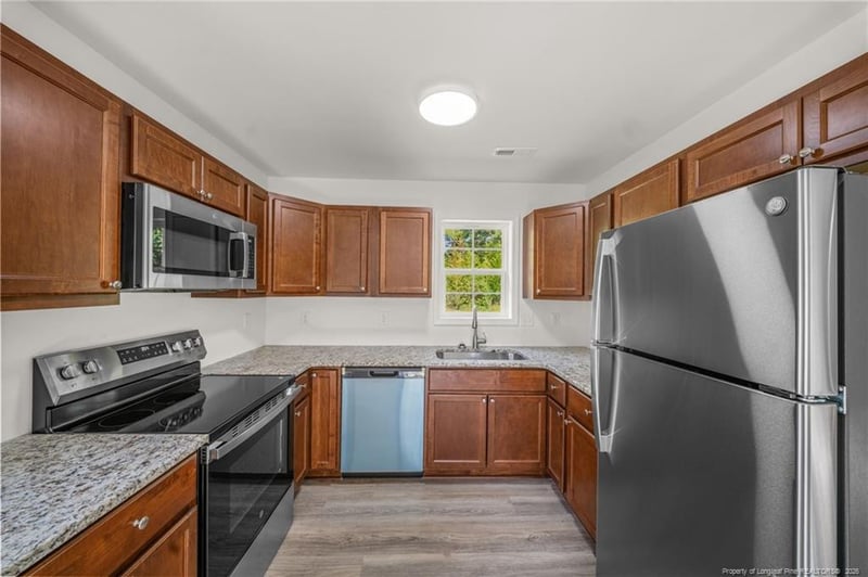 401 Cedric St, Fayetteville, NC 28303