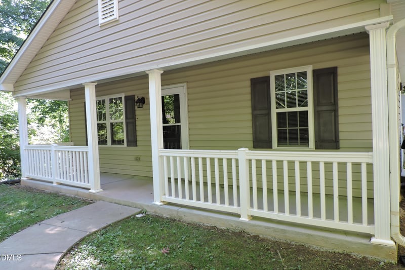 401 Cleveland St, Mebane, NC 27302