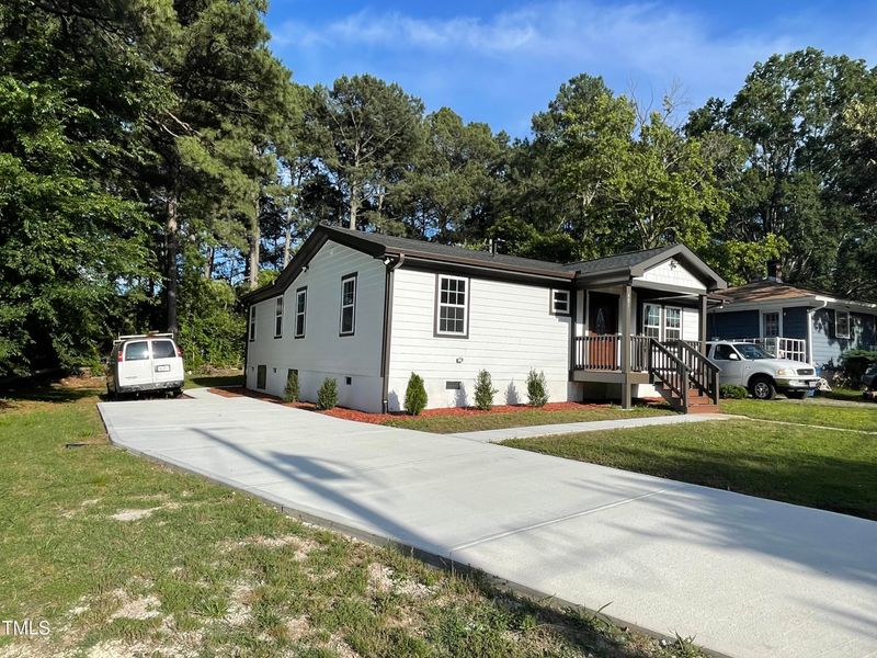 401 Commonwealth St, Durham, NC 27703