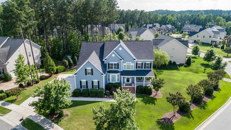 401 Crooked Pine Dr, Cary, NC 27519