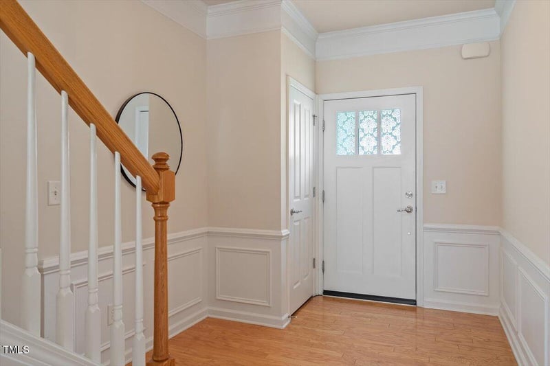 401 Dyersville Dr, Morrisville, NC 27560