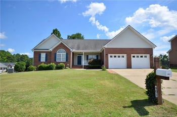 401 Edwinstowe Ave, Fayetteville, NC 28311