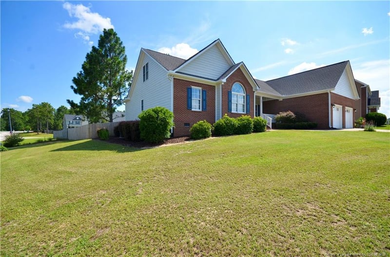 401 Edwinstowe Ave, Fayetteville, NC 28311