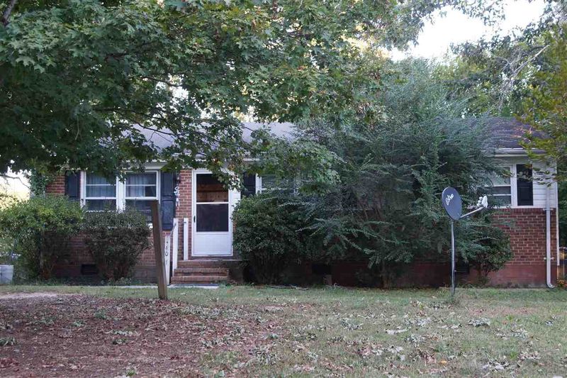 401 Enid Pl, Garner, NC 27529