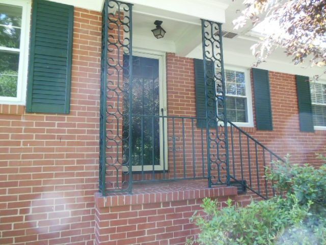 401 N Estes Dr, Chapel Hill, NC 27514