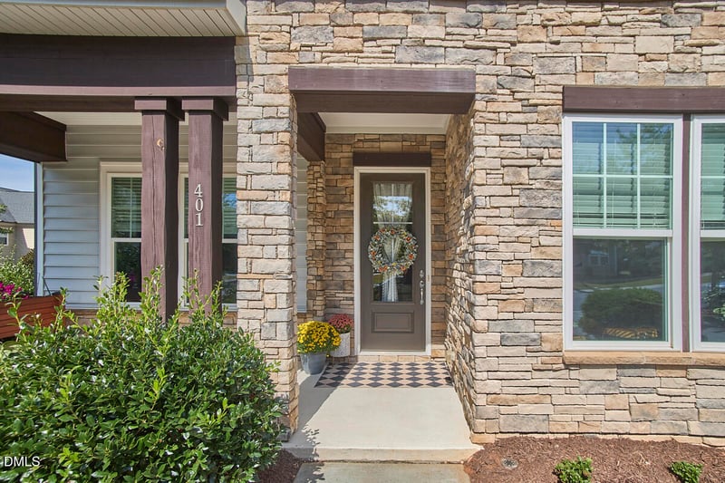 401 Fairy Moss Ln, Hillsborough, NC 27278