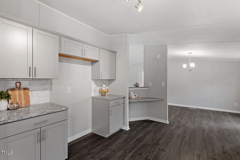 401 Falcon Rn, Middlesex, NC 27557
