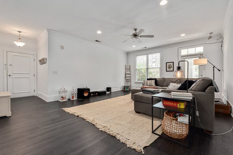 401 Finsbury St #102, Durham, NC 27703