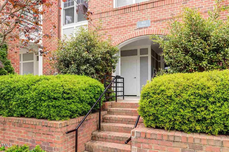 401 Finsbury St #301, Durham, NC 27713