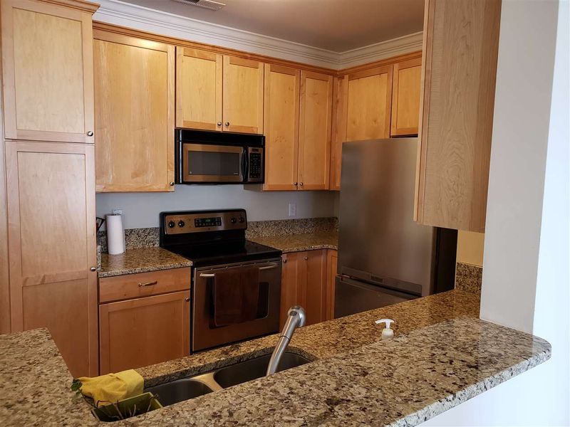 401 Finsbury St #302, Durham, NC 27703