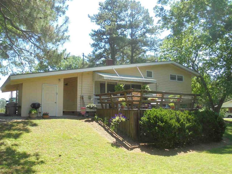 401 Ford Cir, Louisburg, NC 27549