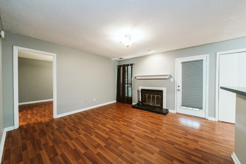 401 Gooseneck Dr #B1, Cary, NC 27513