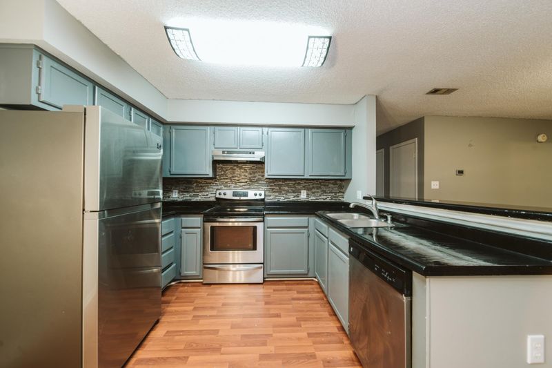 401 Gooseneck Dr #B1, Cary, NC 27513