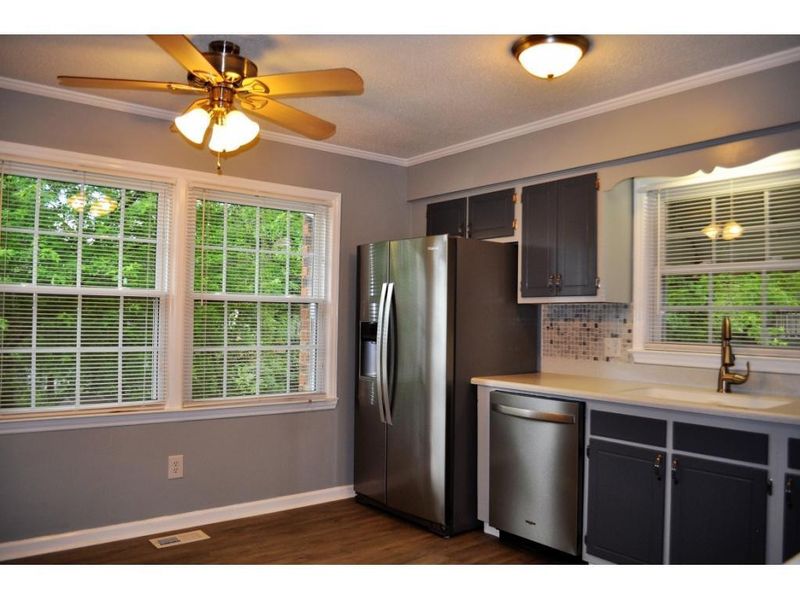 401 Ivey Rd, Graham, NC 27253