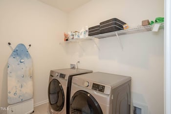 401 Kephart Way, Holly Springs, NC 27540