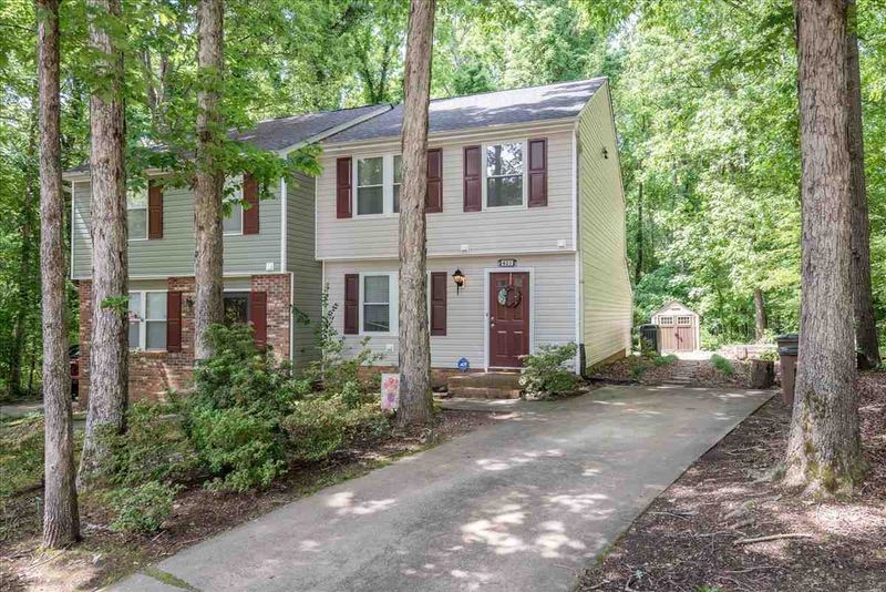 401 Kilmarnock Ct, Wake Forest, NC 27587