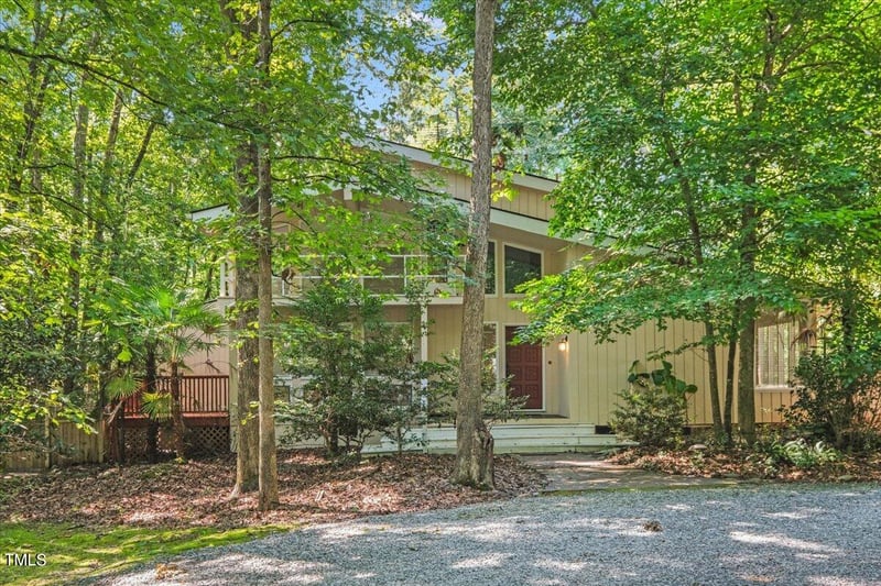 401 Lakeshore Ln, Chapel Hill, NC 27514
