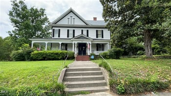 401 Main St, Louisburg, NC 27549