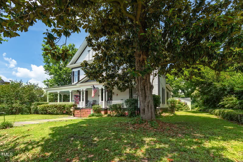 401 Main St, Louisburg, NC 27549