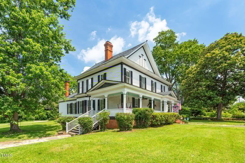 401 Main St, Louisburg, NC 27549