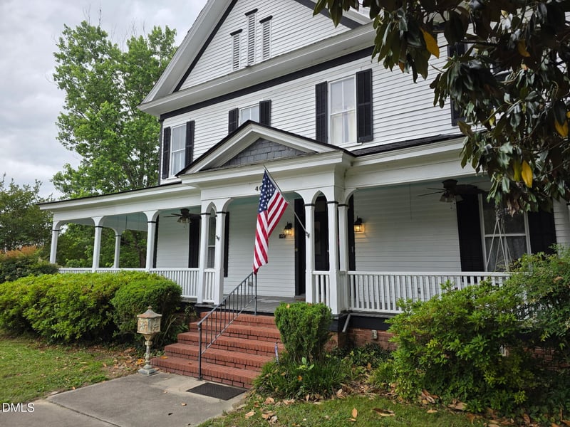 401 Main St, Louisburg, NC 27549