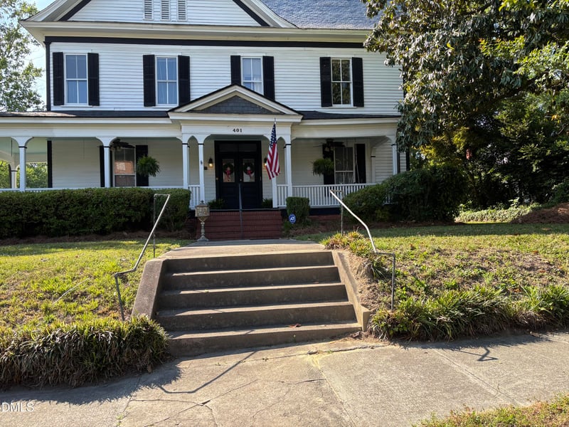 401 Main St, Louisburg, NC 27549