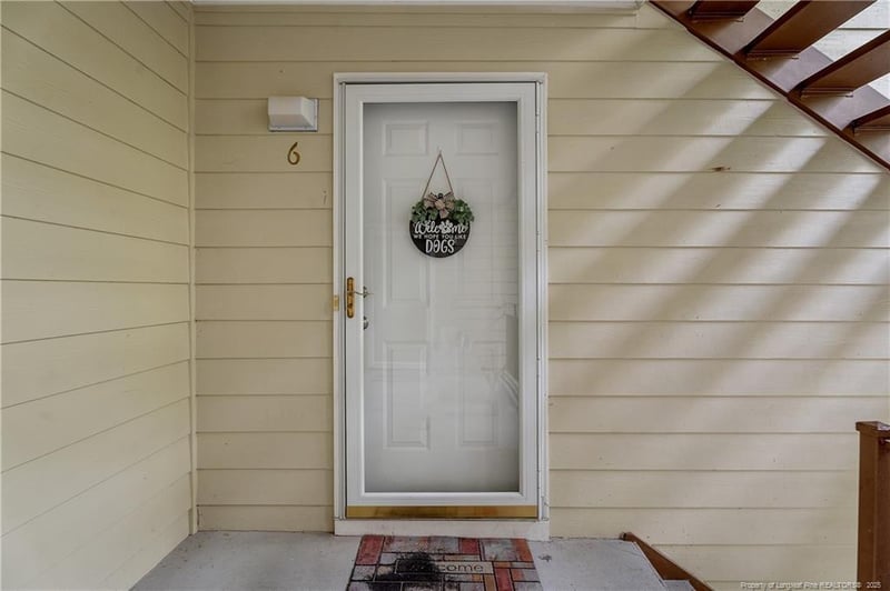 401 Meadowland Ct #6, Hope Mills, NC 28348