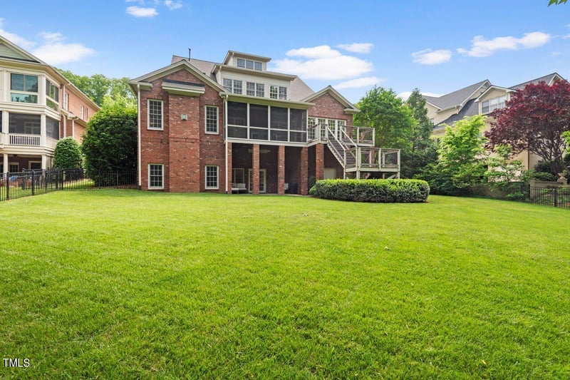 401 Meadowmont Ln, Chapel Hill, NC 27517