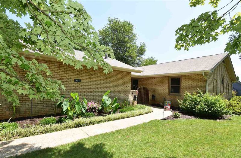 401 E Millbrook Rd, Raleigh, NC 27609