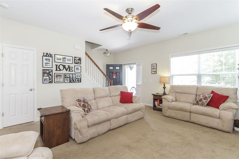 401 Mourning Dove Ct, Mebane, NC 27302