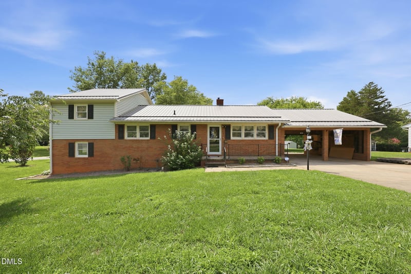 401 N Ninth St, Mebane, NC 27302