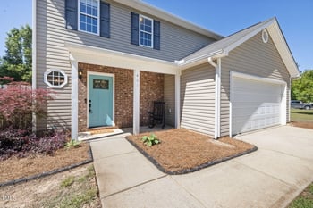 401 Onondaga Ct, Holly Springs, NC 27540