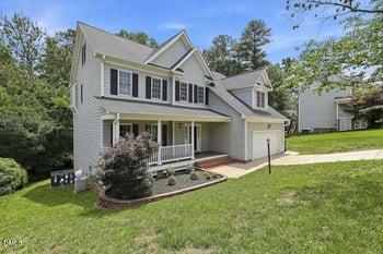 401 Peachtree Point Ct, Cary, NC 27513