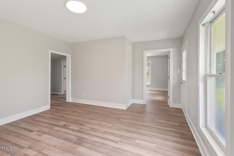 401 Prince Dr, Holly Springs, NC 27540