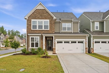 401 Ressler St, Holly Springs, NC 27540
