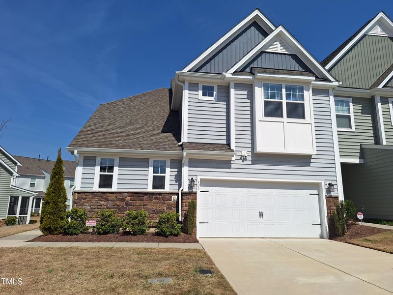 401 Shale Creek Dr, Durham, NC 27703