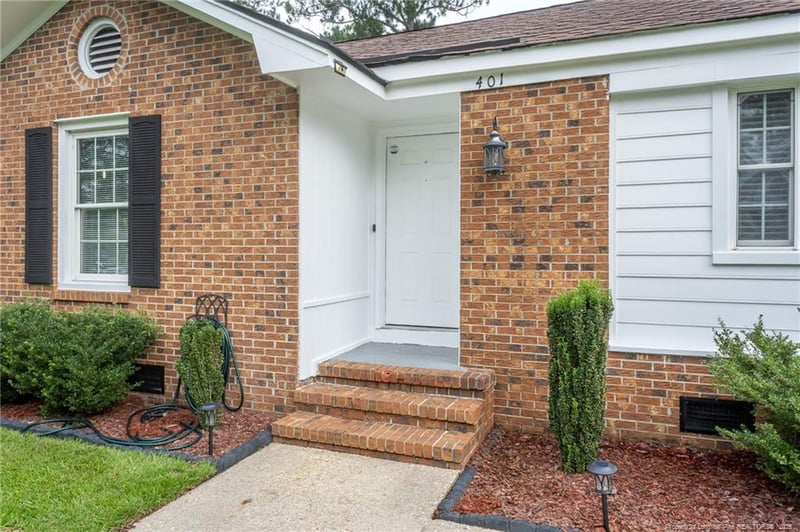 401 Southwick Dr, Fayetteville, NC 28303