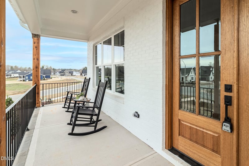 401 Stable Valley Dr, Fuquay Varina, NC 27526