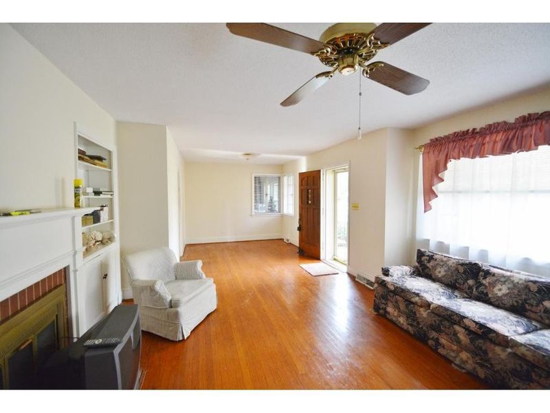 401 Trail Four, Burlington, NC 27215