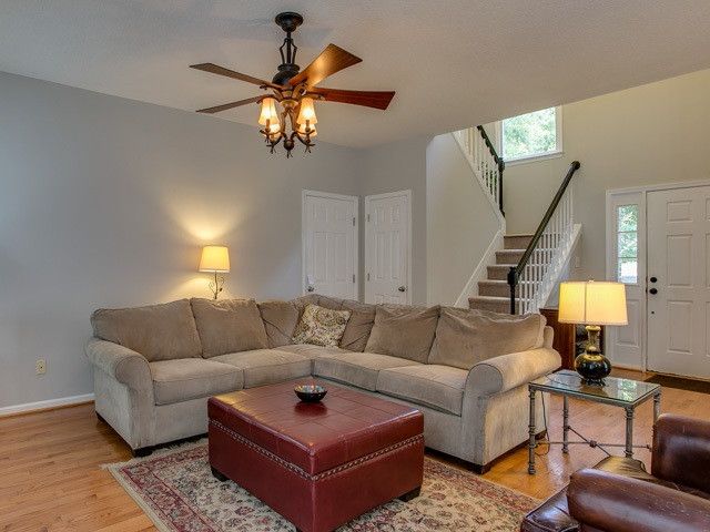 401 Tripp Farm Rd, Chapel Hill, NC 27516